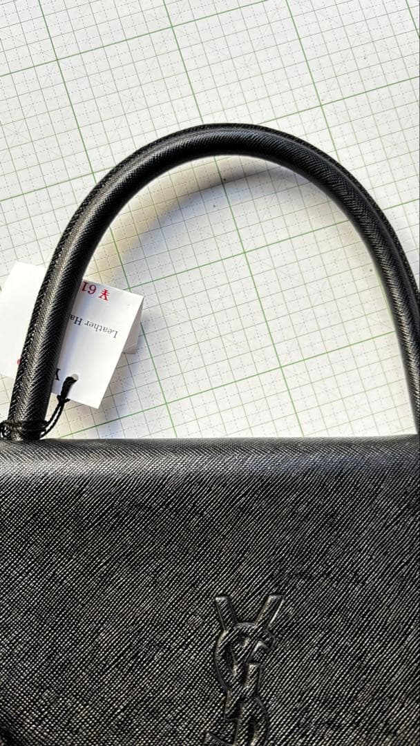 YVES SAINT LAURENT Leather Black Handbag #QY4JAC