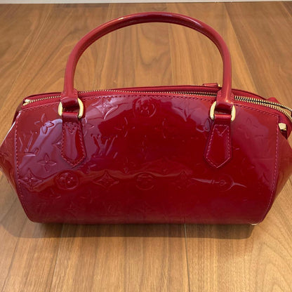 LOUIS VUITTON Red Enamel Monogram Handbag #PGJZ6K