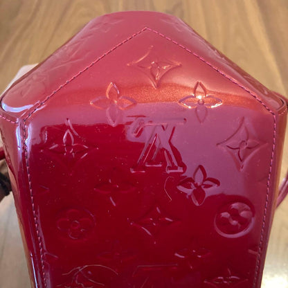 LOUIS VUITTON Red Enamel Monogram Handbag #PGJZ6K