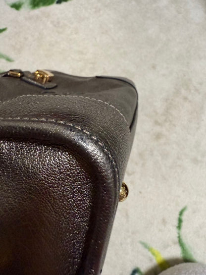 LOEWE Amazona 28 Silver Leather Handbag Hawaii Purchase #QYDBU4