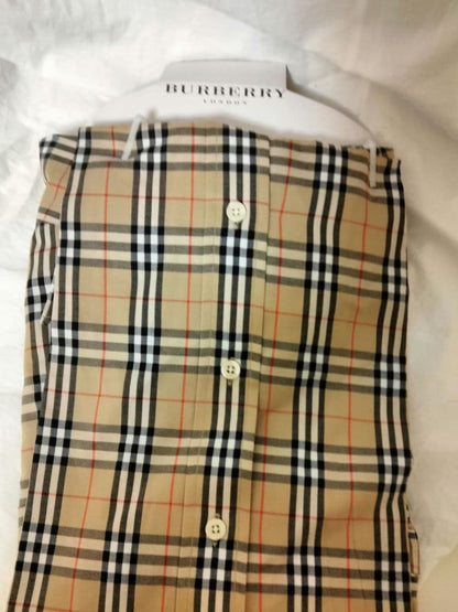 Burberry's checkered shirt, old #QYCNES