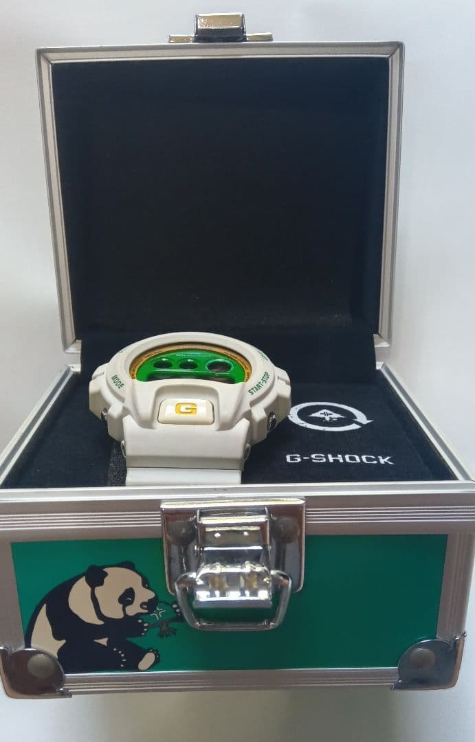 LRG G-SHOCK Panda DW-6900FSLRG-8CR #QYAYHP