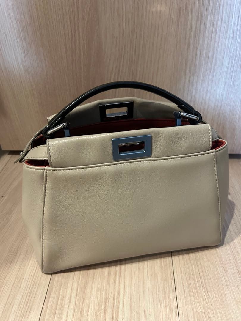 FENDI beige handbag Peekaboo #QYETTC