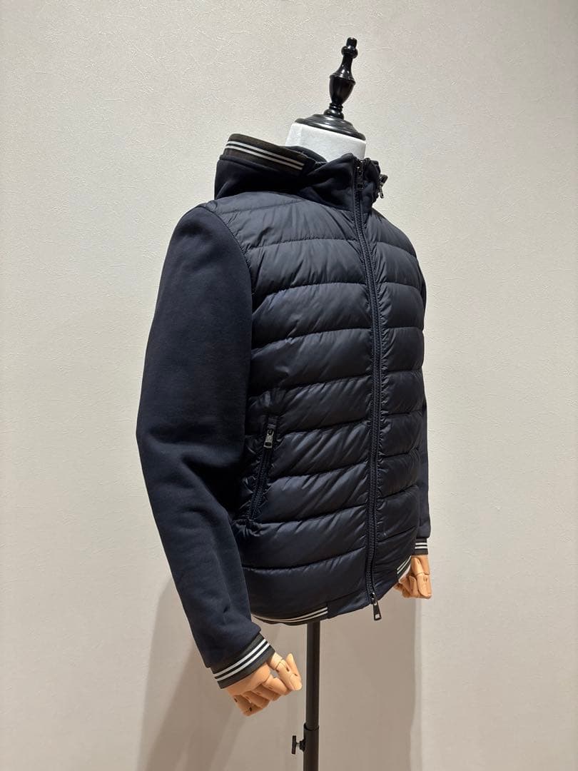 Unisex Moncler Down Jacket #QYG35V