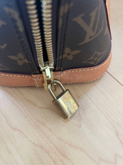 LOUIS VUITTON Alma PM Monogram Canvas Handbag Paris Store 2019 Handle Is #QY8E85