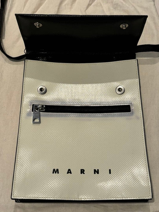 MARNI Shoelace Strap Shoulder Bag Bicolor White Black W16 H20 #QY6UZE