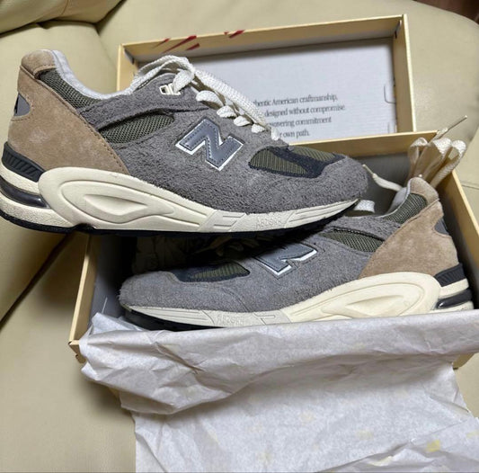 New Balance 990v5 grey sneakers #QY7PUX