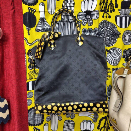 Louis Vuitton x Yayoi Kusama Lockit MM Dots Handbag #QYCGXV