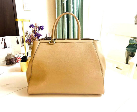 FENDI Greige Leather Shoulder Bag Mint #QYF8R2