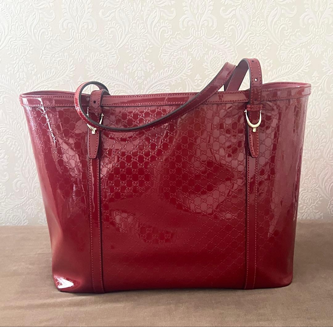 GUCCI Red Patent Enamel Tote Bag Logo Pattern Shoulder #QYC8KF