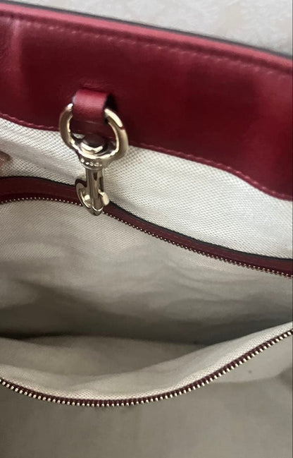 GUCCI Red Patent Enamel Tote Bag Logo Pattern Shoulder #QYC8KF