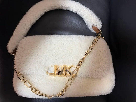 Michael Kors fluffy bag worn by Dahyun #QY3VE8
