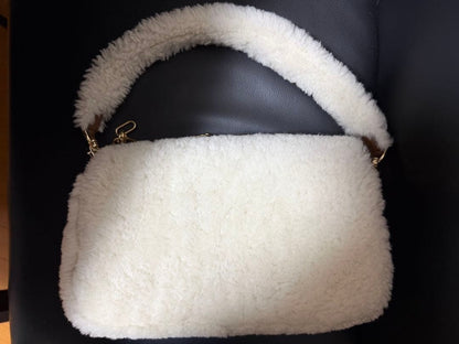 Michael Kors fluffy bag worn by Dahyun #QY3VE8