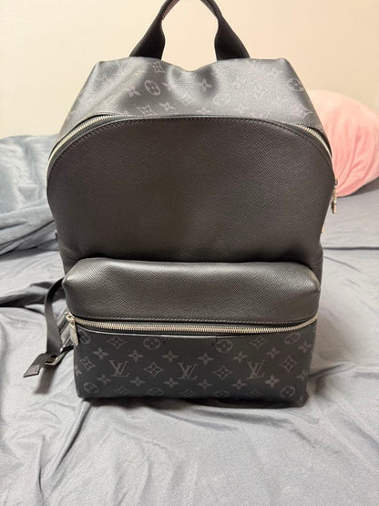 LOUIS VUITTON Discovery Backpack M30230 Monogram Black #QYET46