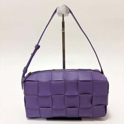 Bottega Maxi Intrecciato Cassette One-Shoulder Handbag #QY7ID4