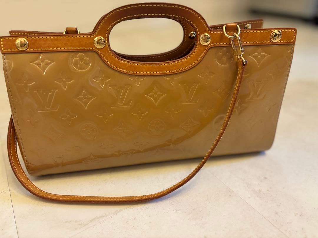 Louis Vuitton Beige Vinyl Handbag Spain Authentic LV #QYGRJ8