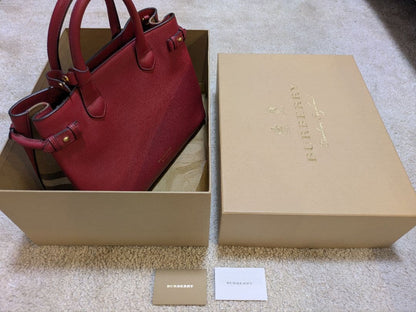 BURBERRY Medium Banner Bag Bordeaux Red Leather Mint #QY8U8P