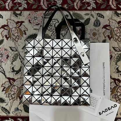 BAOBAO ISSEY MIYAKE Platinum 7x7 Silver Small Tote Mirror Triangle #QY0P9I