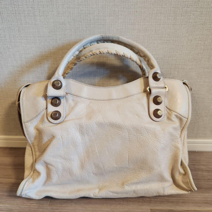Balenciaga Leather Handbag Cleaned #QYF9HW