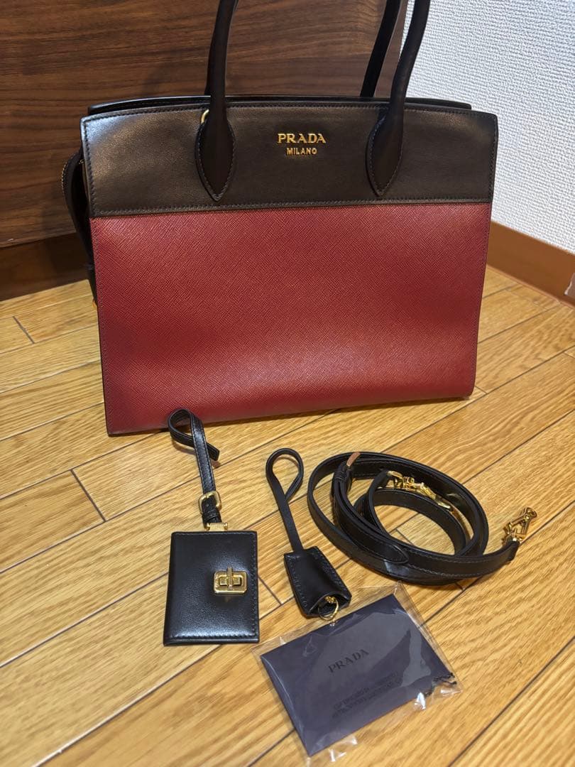 PRADA Prada Saffiano City Bag Large #QYG2YY
