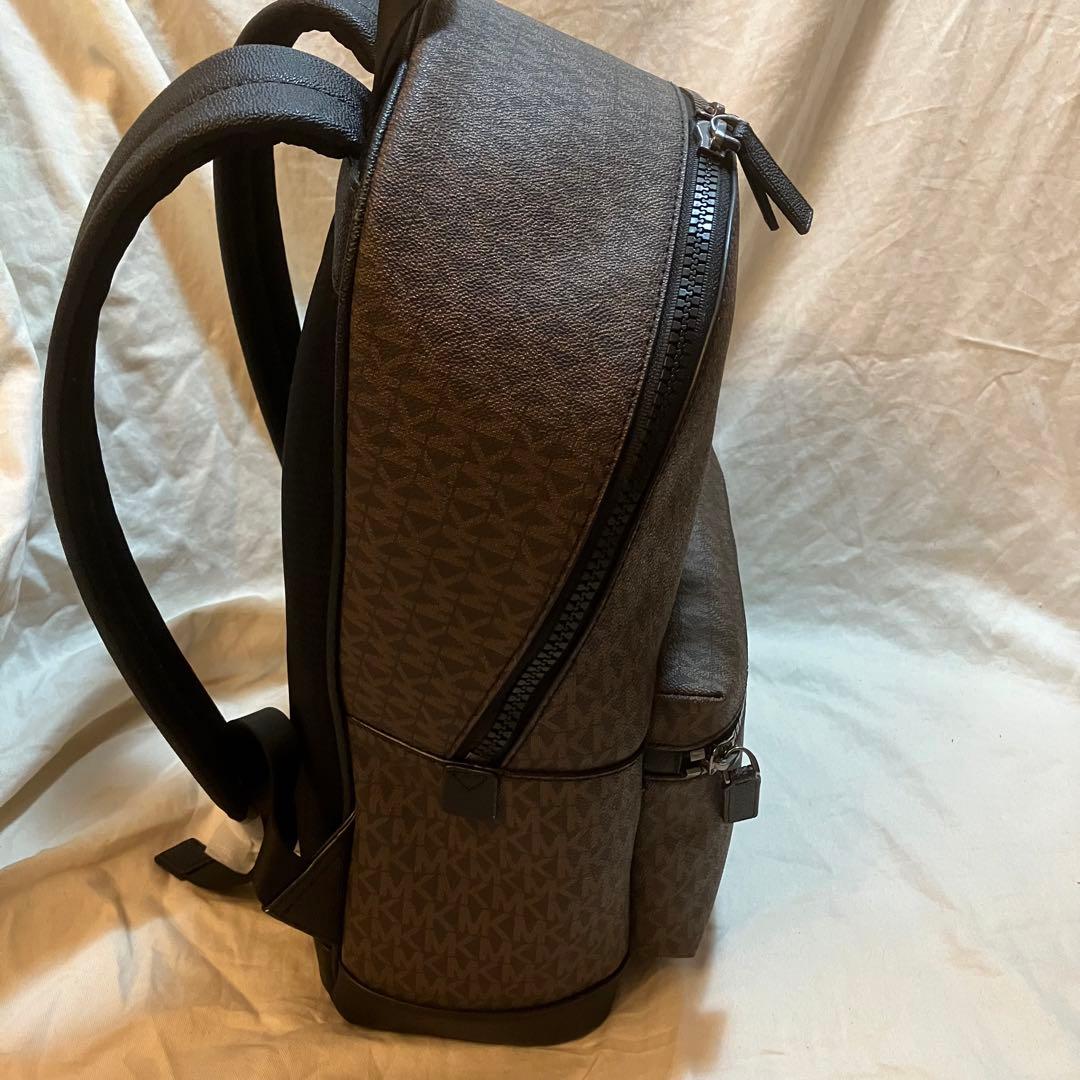 MICHAEL KORS MK Signature Brown All-Over Print Men's Unisex Backpack #QYJAQQ