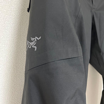 Arc'teryx Men's S Black with Certificate #QY90N3