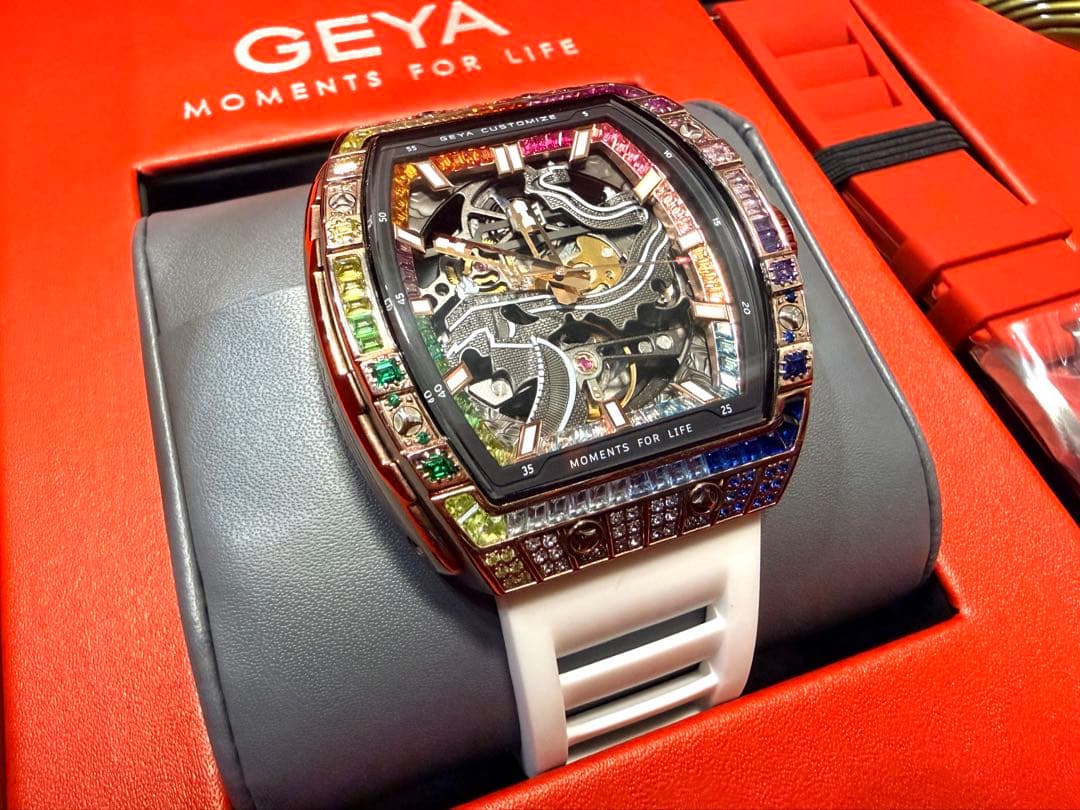 Rainbow Bucket CZ Diamond Crystal K18GP Watch (Not available in Japan) #QY7QXO