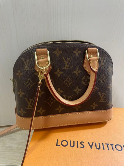 LOUIS VUITTON Alma BB Brown Monogram Canvas Handbag #QY3VAA
