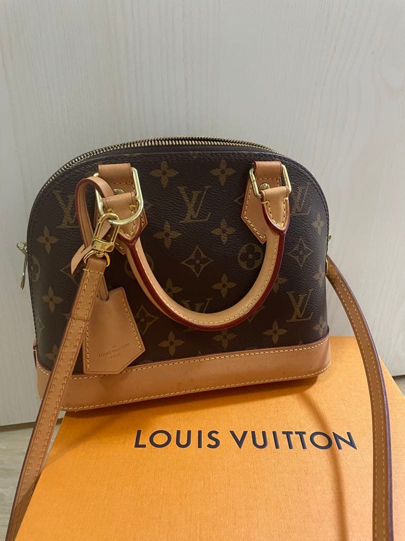 LOUIS VUITTON Alma BB Brown Monogram Canvas Handbag #QY3VAA