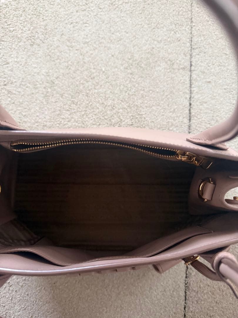 Prada Saffiano Beige Handbag #QYCOBW