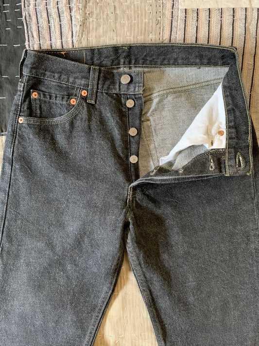 Above: 2001 Levi's 501 yarn-dyed black denim pants, made in the USA #QY1C25