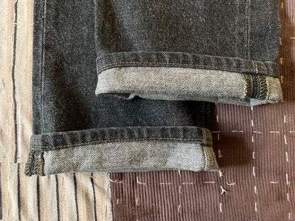 Above: 2001 Levi's 501 yarn-dyed black denim pants, made in the USA #QY1C25