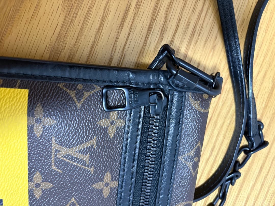 LOUIS VUITTON Messenger Bag M44641 Brown Canvas #QYAIEA