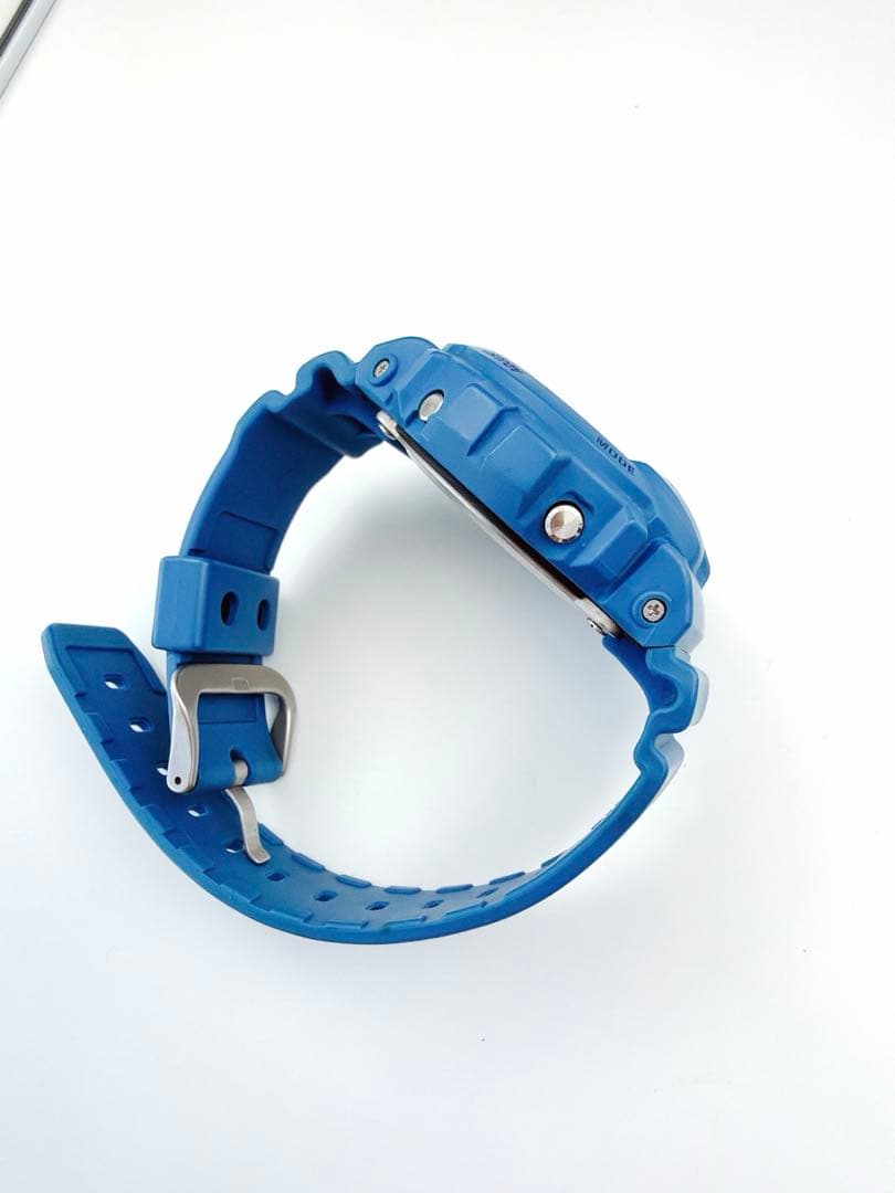 G-SHOCK DW-6900MM Crazy Colors Blue Inverted LCD #QYA3RD