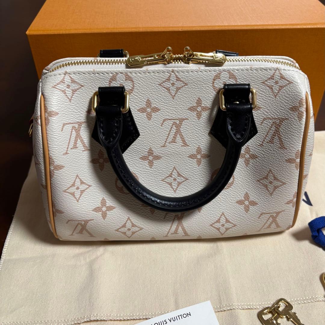 LOUIS VUITTON Monogram d'une Speedy Bandouliere 20 #QY0GBJ