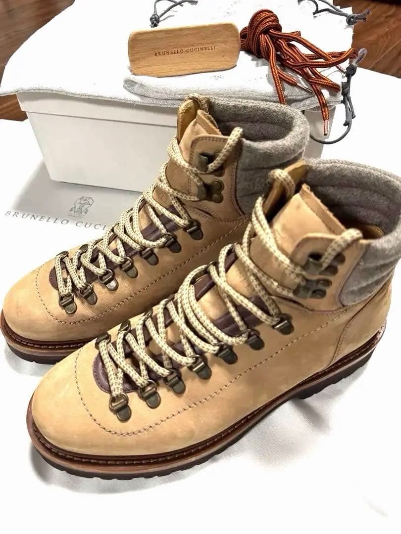 Brunello Cucinelli Nubuck Boots in Beige Mouton #QYBKTX