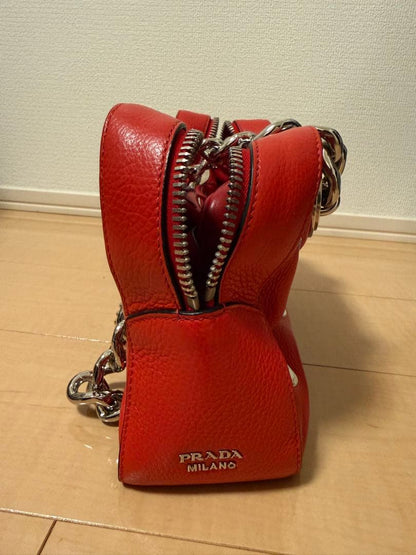 PRADA Red Handbag #QY85CS