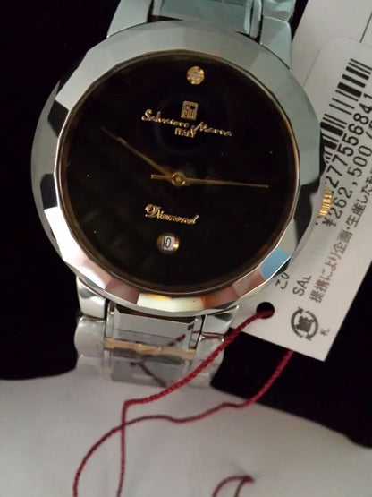 Top material: 18k pure solid gold (crown), with diamonds. #QY5LNX