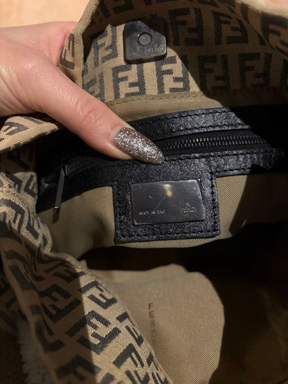 FENDI Zucca Logo Print Vintage Handbag Beige Black 90s 2000s #QY9NK4