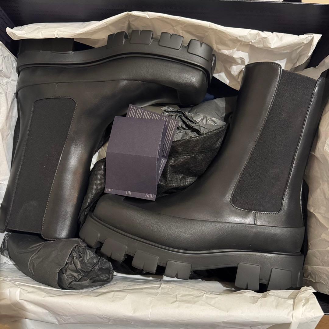 22AW PRADA Leather Chelsea Boots Prada #QY0040