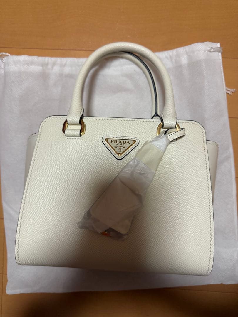 PRADA White Leather Tote Handbag Unused Gift w/Dust Bag Authentic #QY4IJU