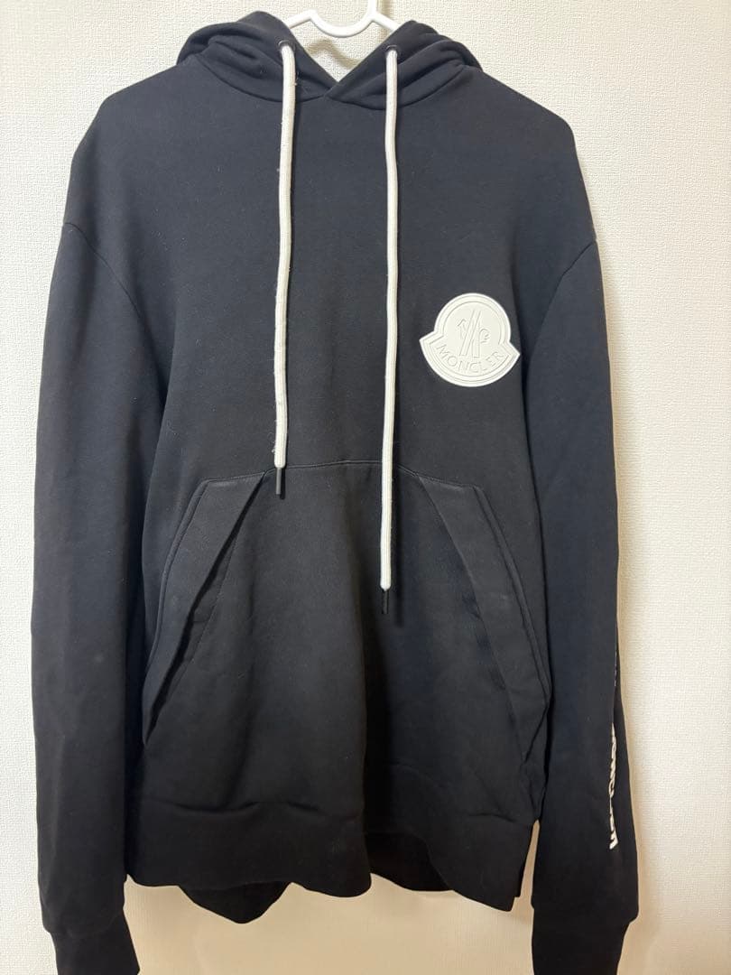 MONCLER Sleeve Logo Hoodie Black XL #QYAAO3