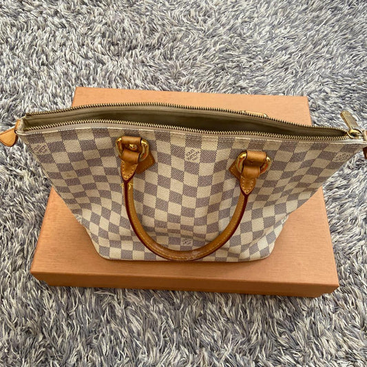 LOUIS VUITTON Damier #QYHM02