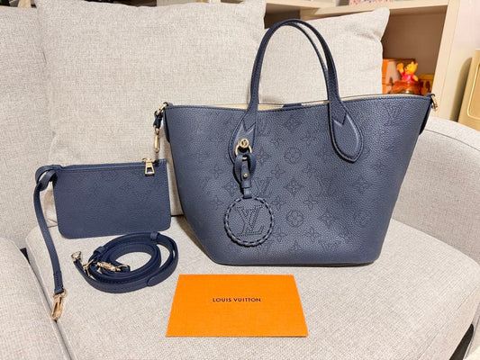 LOUIS VUITTON Mahina Blossom PM Navy M14317 2WAY Bag w/Pouch Charm #QY5DQJ