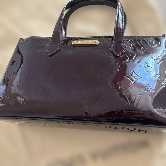 Louis Vuitton patent leather handbag #QYHN6T