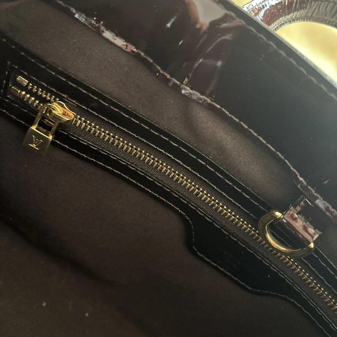 Louis Vuitton patent leather handbag #QYHN6T