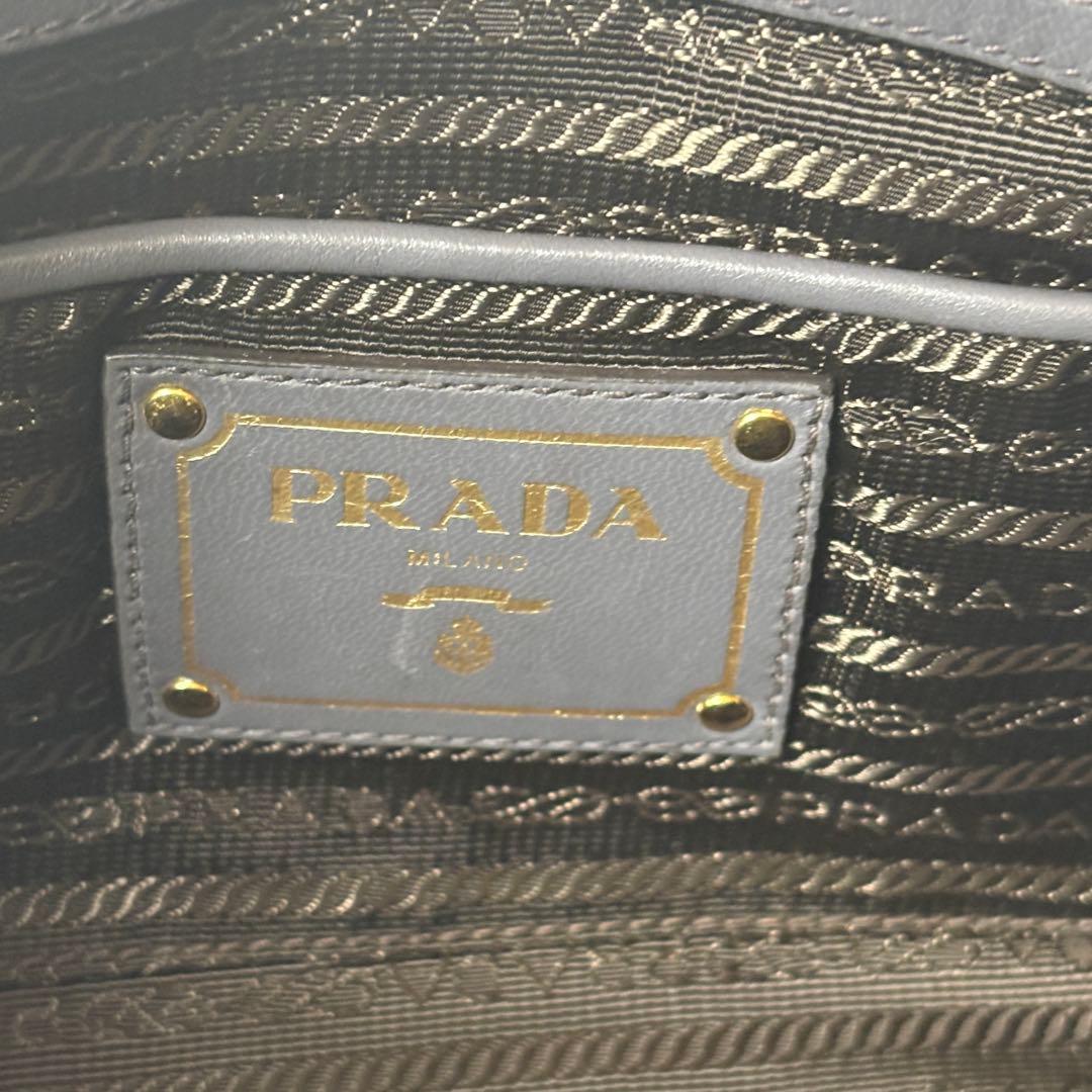 Prada Nappa Gaufre Handbag, Gray, BN1336, Large Capacity, with Guarantee #QYHE84