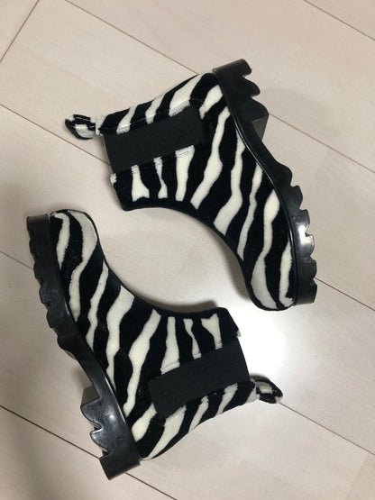 BOTTEGA VENETA Animal Zebra Boa Side Gore Boots #QY9NCW