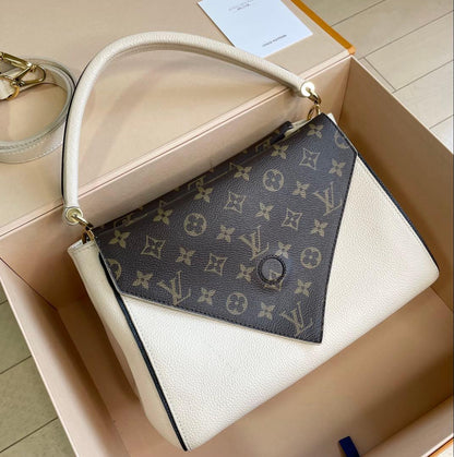 Louis Vuitton Double V Handbag Monogram #QYLABF