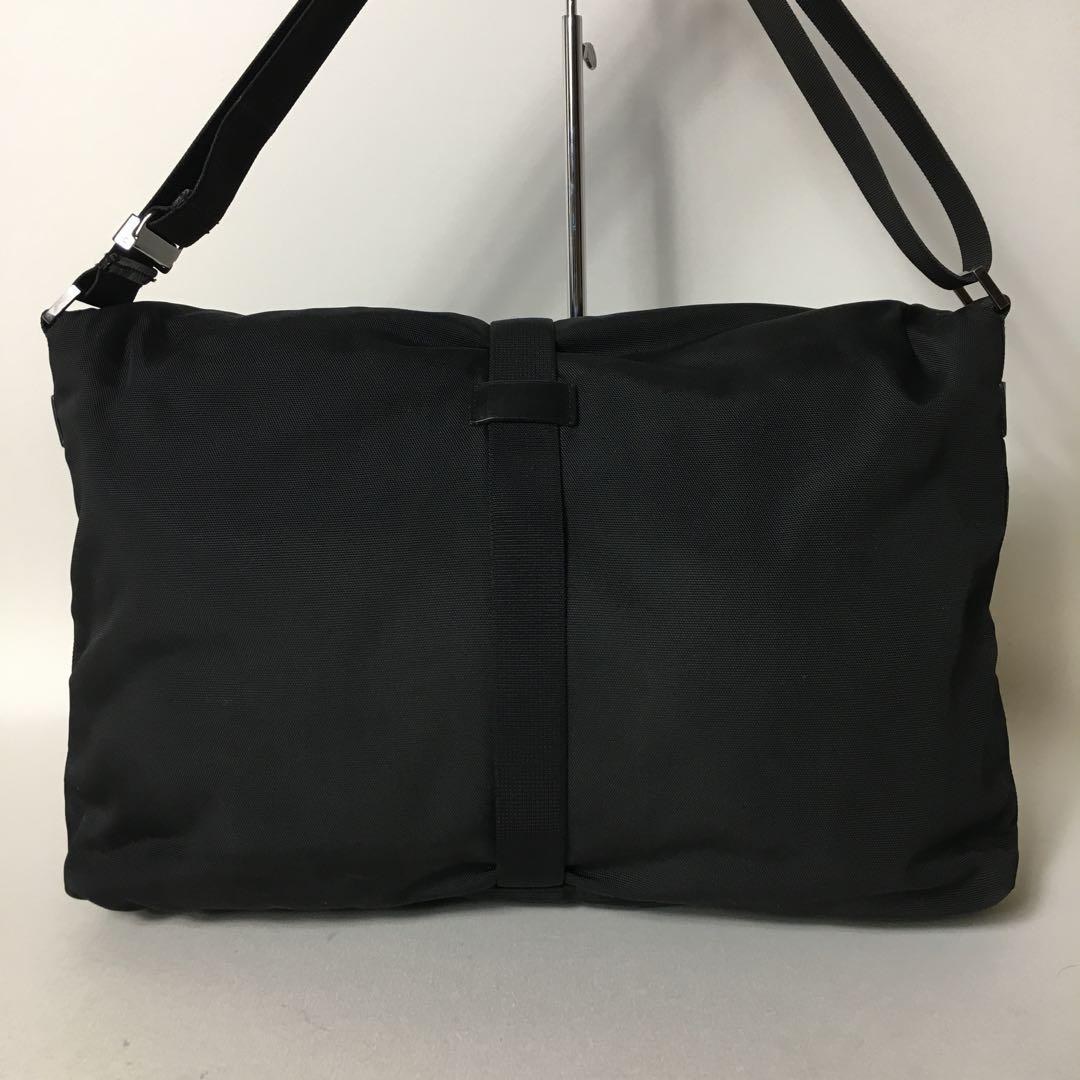 GUCCI Canvas Leather Shoulder Bag Black W35 H22 D9.5 #QYH5FN